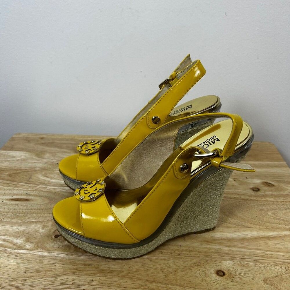 Michael Kors Montgomery Slingback Wedge Sandals Womens 6.5M Yellow Patent
